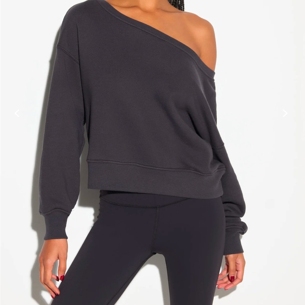 La Vida off Shoulder, Spiritual Gangster size small